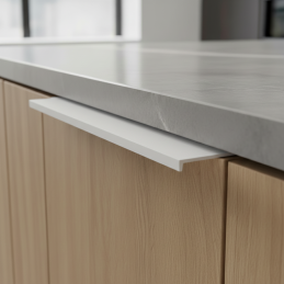 Élfogantyú CHANEL / Fehér matt