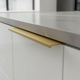 Élfogantyú CHANEL  / Arany