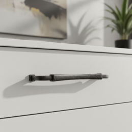 Fogantyú NEUS / Fekete patina