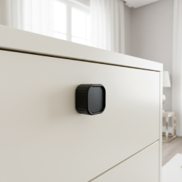 Gombfogantyú LOGAN / Fekete...