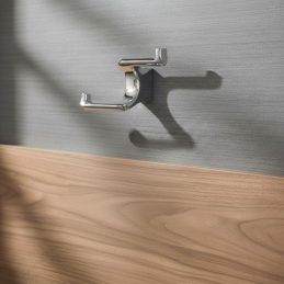 Akasztó ESOLINE / Fényes króm