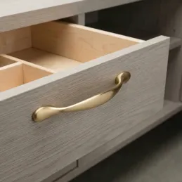 LOREN fogantyú / Csiszolt arany