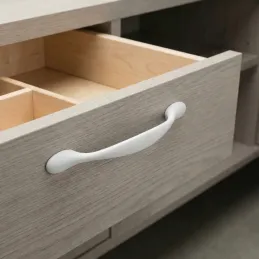 LOREN fogantyú / Matt fehér