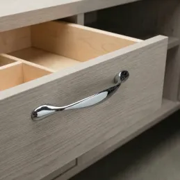 LOREN fogantyú / Fényes króm