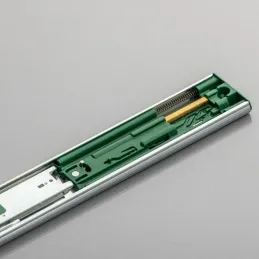 Csapágyas kihúzás csillapítással és fogantyú nélküli nyitással 45 mm PRO