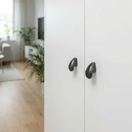 BEATRIZ gombfogantyú / Fekete matt