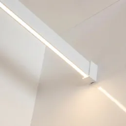SLIM akasztórúd LED szalaghoz fedéllel / Matt fehér