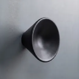 Fa fogantyú gomb APOLO / Fekete matt