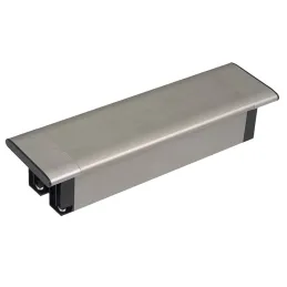 Beltéri konnektoros elosztó SLIM BOX SCHUKO 3x 230V / Rozsdamentes acél