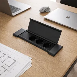 Beltéri aljzatsín SLIM BOX SCHUKO 3x 230V / Fekete matt