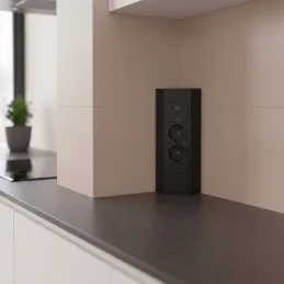 Beltéri aljzatsín CORNER SCHUKO 2x 230V + USB A-C / Fekete matt