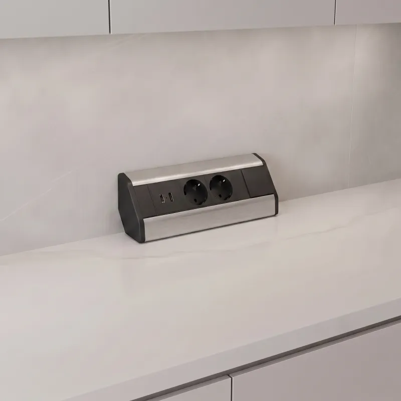 Belső sarok elosztó CORNER SCHUKO 2x 230V + USB A-C / Rozsdamentes acél