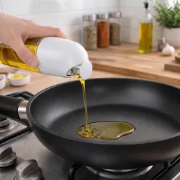 Üveg olívaolaj vagy ecet adagoló automatikus nyitással, 510 ml / Fehér