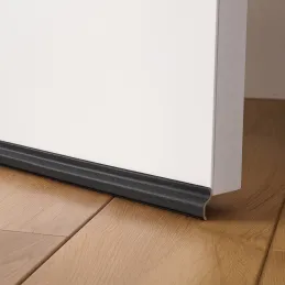 Öntapadó tömítés ablakokhoz és ajtókhoz 4000 mm / Fekete
