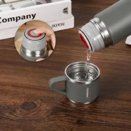 Dizájnos termosz 3 pohárral 400 ml / Szürke